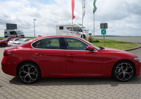 Alfa Romeo Giulia, 2018