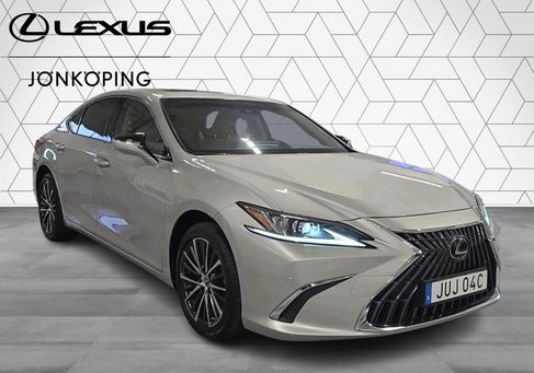 Lexus ES, 2025