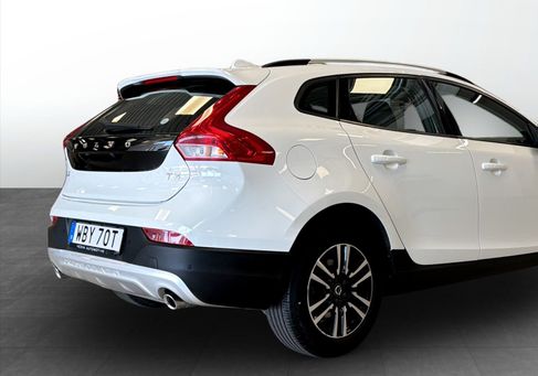 Volvo V40 Cross Country, 2019