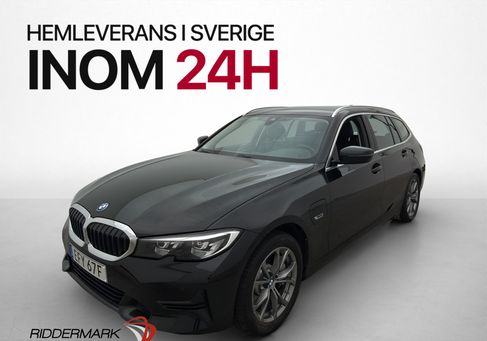 BMW 330, 2022