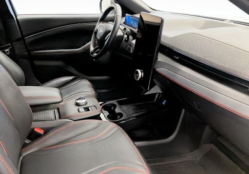 Ford Mustang Mach-E, 2021