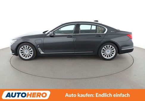 BMW 740, 2017