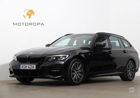 BMW 330, 2021