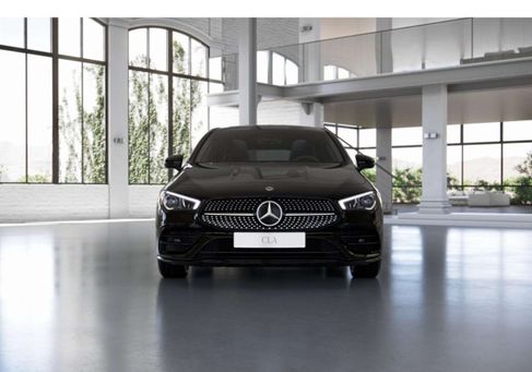 Mercedes-Benz CLA 250, 2022