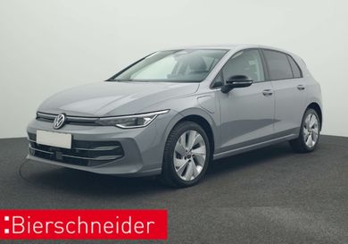 Volkswagen Golf, 2025