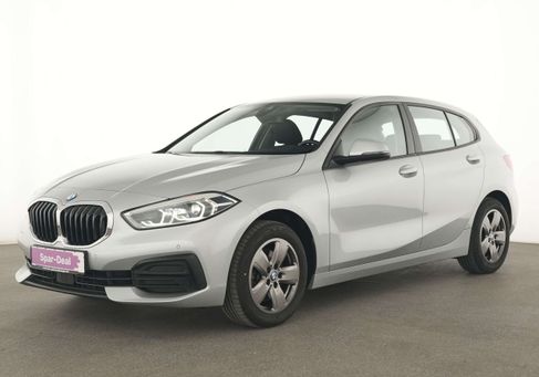 BMW 118, 2021