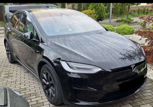Tesla Model X, 2022