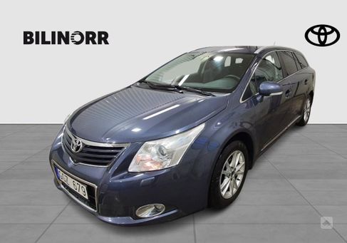 Toyota Avensis, 2011