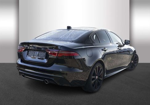 Jaguar XE, 2022