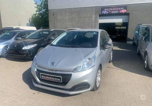 Peugeot 208, 2015