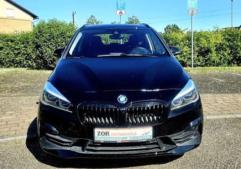 BMW 218, 2020