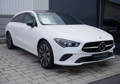 Mercedes-Benz CLA 200, 2023
