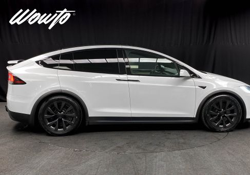 Tesla Model X, 2023
