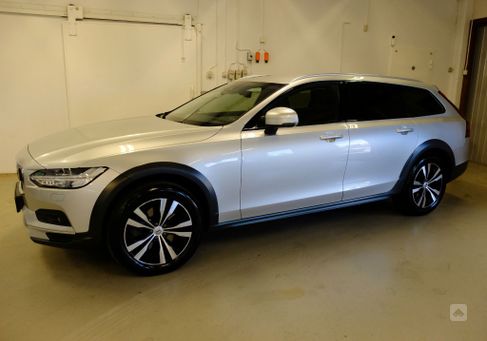 Volvo V90 Cross Country, 2022