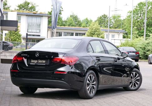 Mercedes-Benz A 180, 2023