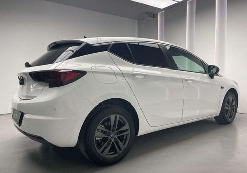 Opel Astra, 2019