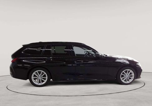 BMW 320, 2022
