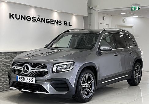 Mercedes-Benz GLB 200, 2023