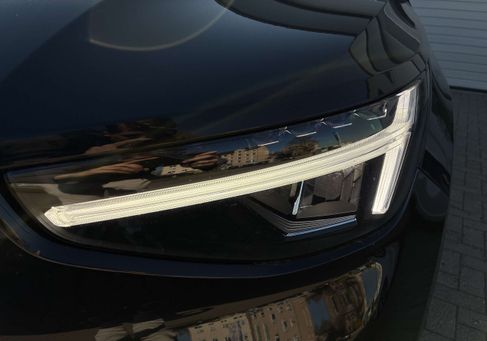 Volvo XC40, 2025 2