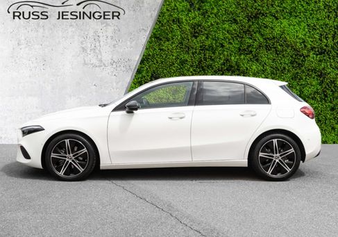 Mercedes-Benz A 200, 2025