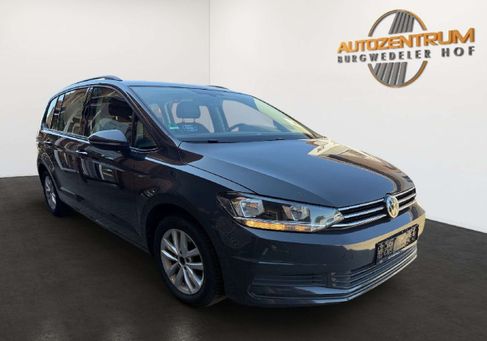 Volkswagen Touran, 2019 3