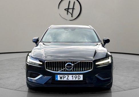 Volvo V60, 2022