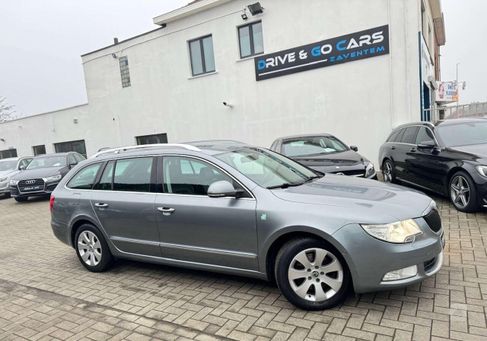 Skoda Superb, 2011