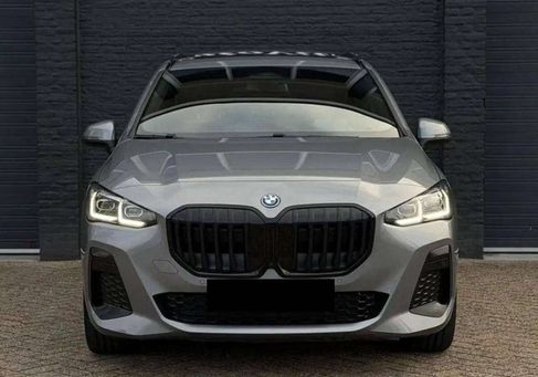 BMW 230, 2023
