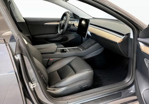 Tesla Model 3, 2023 3