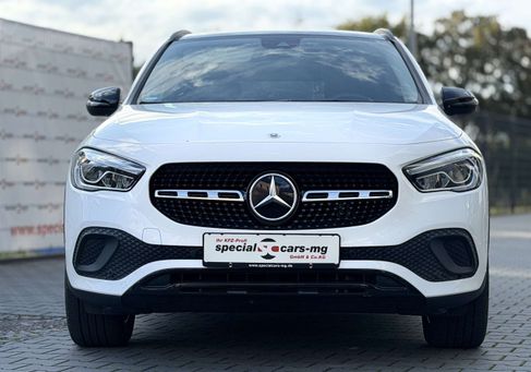 Mercedes-Benz GLA 250, 2021 3