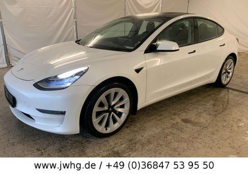 Tesla Model 3, 2020