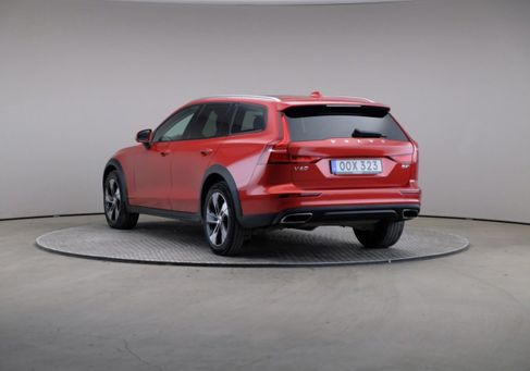 Volvo V60 Cross Country, 2022