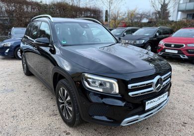 Mercedes-Benz GLB 200, 2022