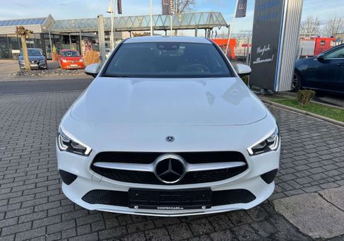Mercedes-Benz CLA 180, 2021