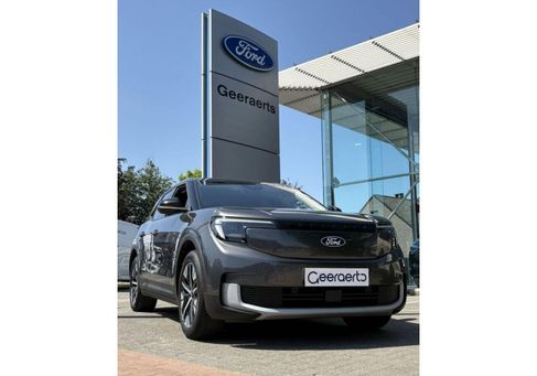 Ford Explorer, 2024 3