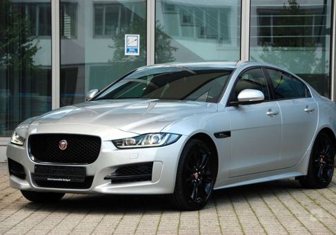 Jaguar XE, 2017