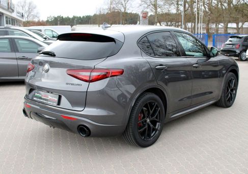 Alfa Romeo Stelvio, 2021