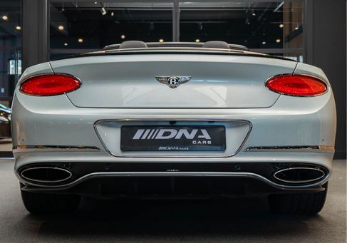 Bentley Continental GTC, 2021