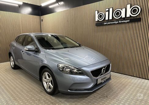 Volvo V40, 2017