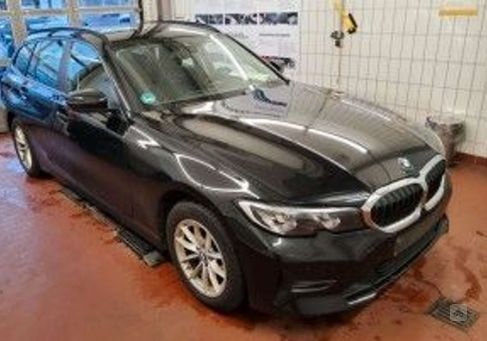 BMW 318, 2020