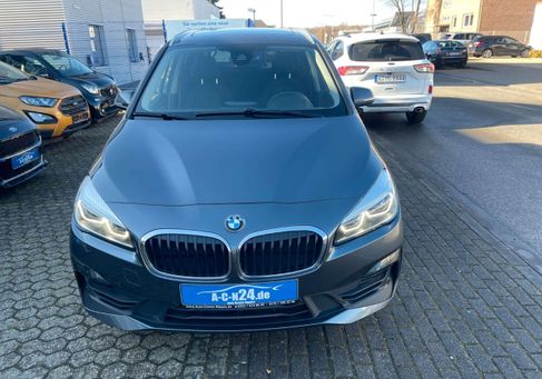 BMW 218, 2022 2