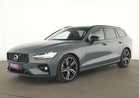 Volvo V60, 2022