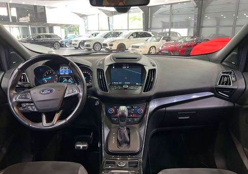 Ford Kuga, 2018