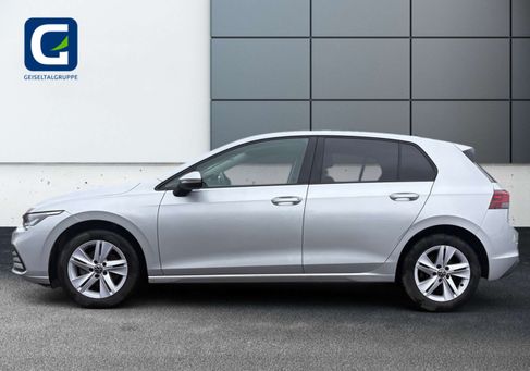 Volkswagen Golf, 2023 3