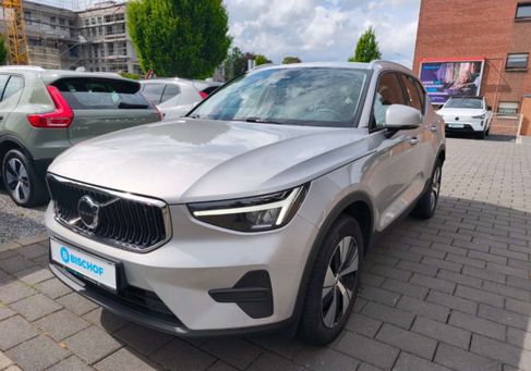 Volvo XC40, 2025 2