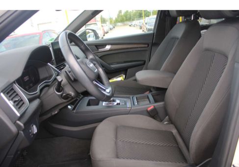 Audi Q5, 2023 3