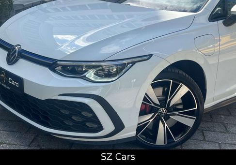 Volkswagen Golf, 2022