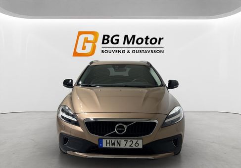 Volvo V40 Cross Country, 2017