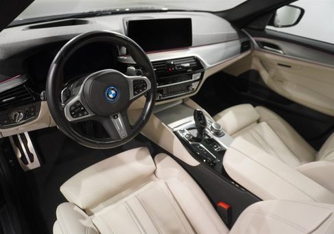 BMW 545, 2022