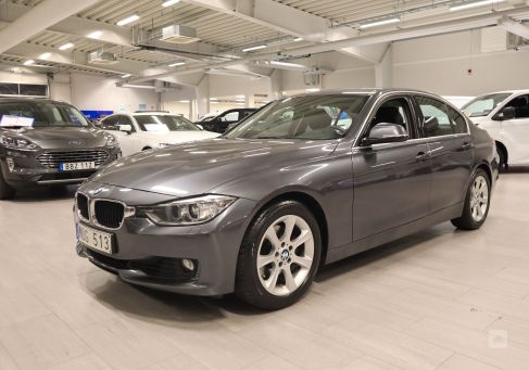 BMW 328, 2013